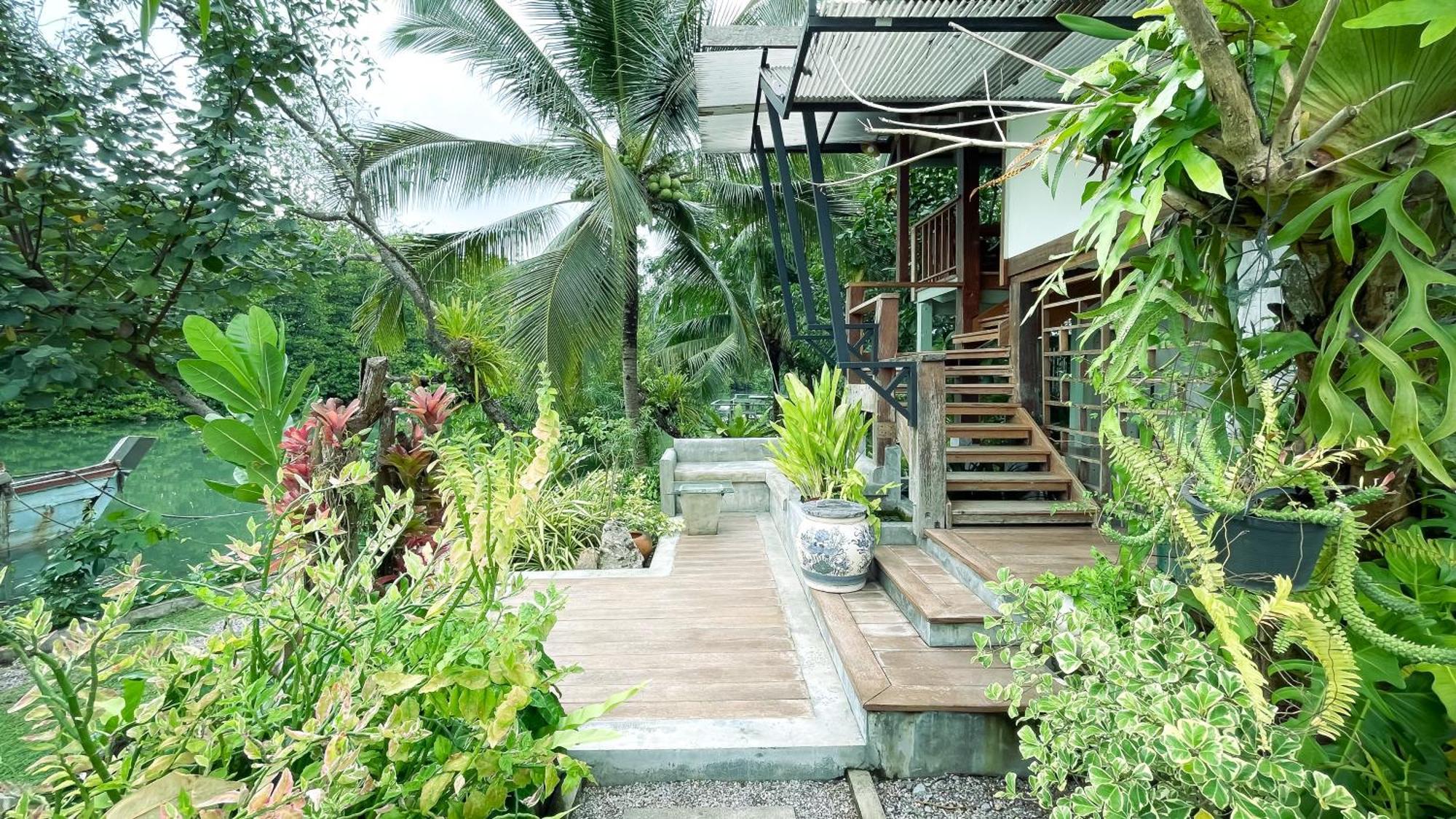 Rimsira Villa Chumphon Exterior foto
