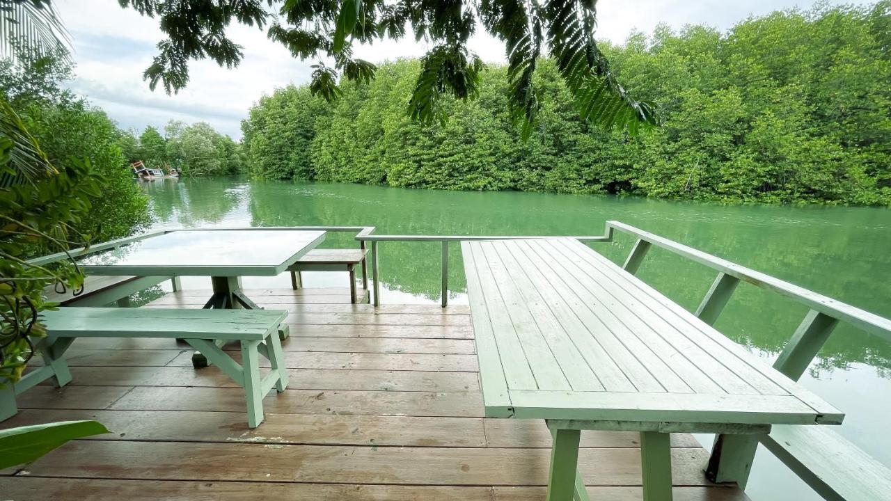 Rimsira Villa Chumphon Exterior foto